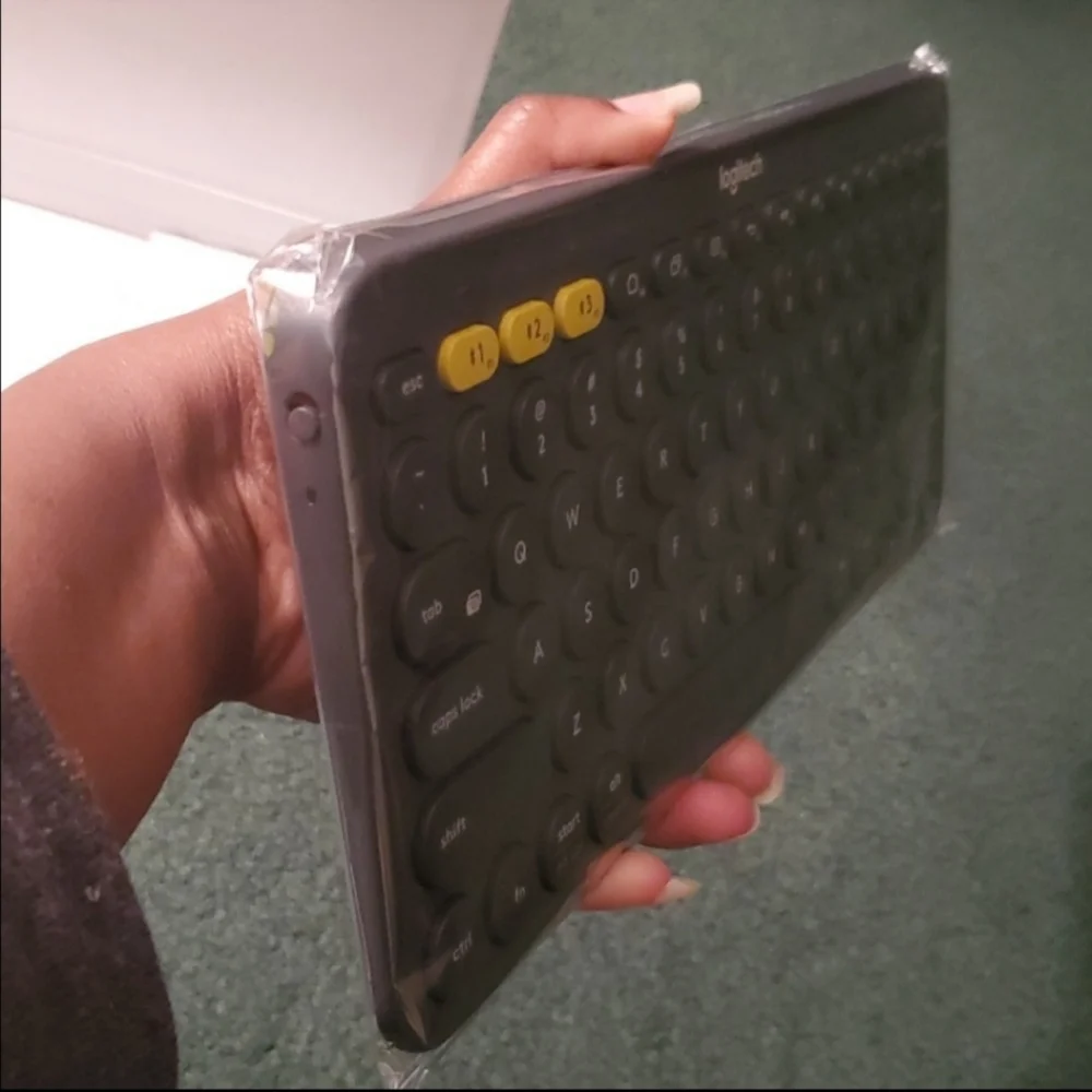 Logitech K380 Multi-Device Bluetooth Keyboard